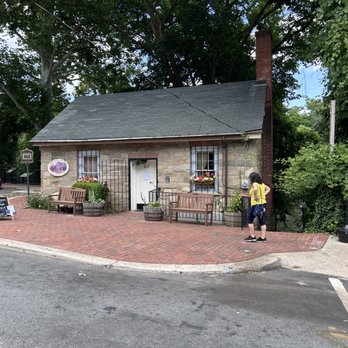 Occoquan Mill House Museum - Entrance - Museums Near Me - Occoquan, Virginia Occoquan Mill House Museum - Entrance - Museums Near Me - Occoquan, Virginia