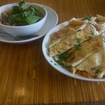 Noodles and Company - Thai curry soup and Penne Rosa with chicken and feta cheese - Noodles Near Me - Baltimore, Maryland Noodles and Company - Thai curry soup and Penne Rosa with chicken and feta cheese - Noodles Near Me - Baltimore, Maryland