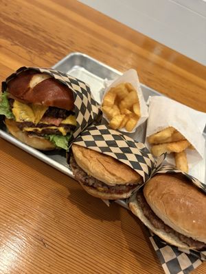 Malibu's Burgers - Oakland by null Malibu's Burgers - Oakland by null