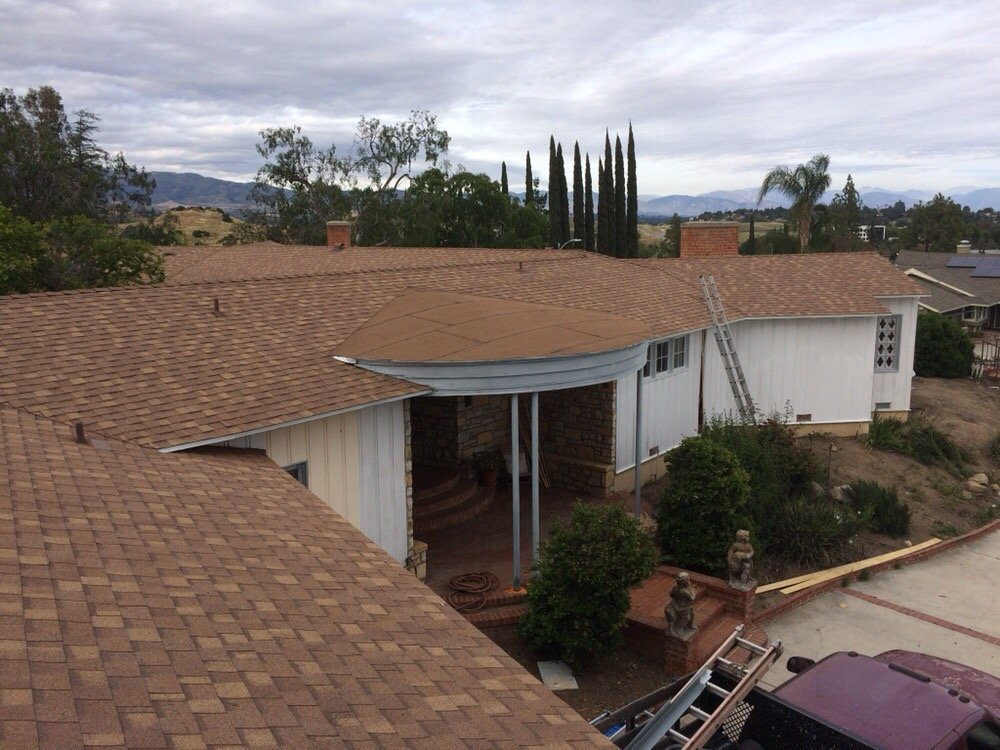 Slide of Espinoza Roofing