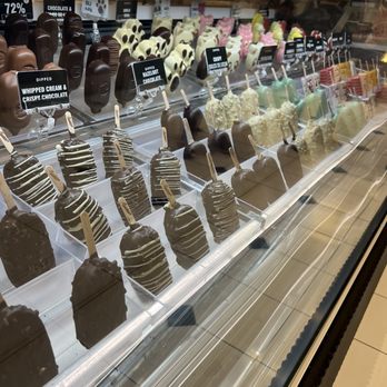Lucciano's - Gelato Near Me - Weston, Florida
