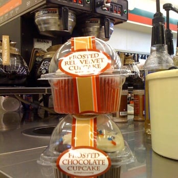 7-Eleven - a stack of cupcakes on a counter - Convenience Stores Near Me - Los Angeles, California 7-Eleven - a stack of cupcakes on a counter - Convenience Stores Near Me - Los Angeles, California