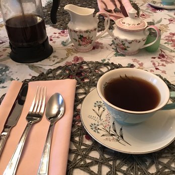 The Ava House - Bed & Breakfast Near Me - Clermont, Georgia