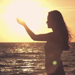 Psychic Readings by Roy - Meditation coach by the beach. Get the healing energy from the ocean, strength from the sun, and the peace from the moon.