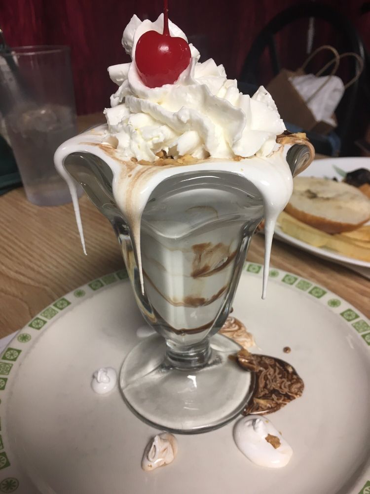 BLONDIES 12 Photos Restaurants 1865 W Penn Pike, New Ringgold, PA