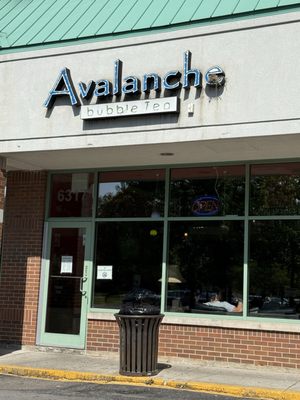 Avalanche Bubble Tea by null