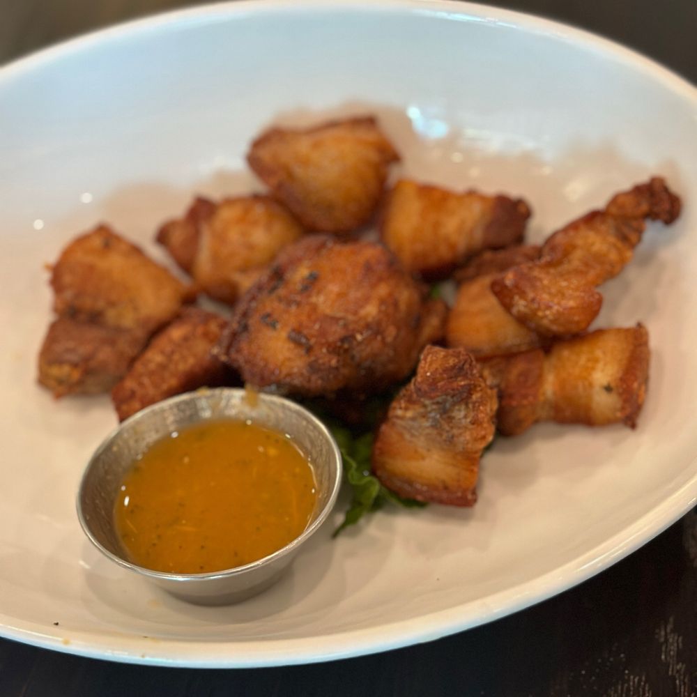 Social spots from 19th Hole Bar And Grill