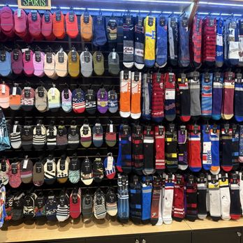 Socks & Bottoms - Men's Clothing Near Me - Las Vegas, Nevada Socks & Bottoms - Men's Clothing Near Me - Las Vegas, Nevada