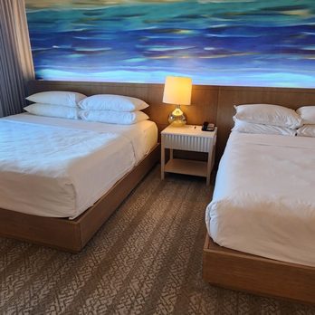 Sheraton Waikiki Beach Resort - Hotels Near Me - Honolulu, Hawaii Sheraton Waikiki Beach Resort - Hotels Near Me - Honolulu, Hawaii