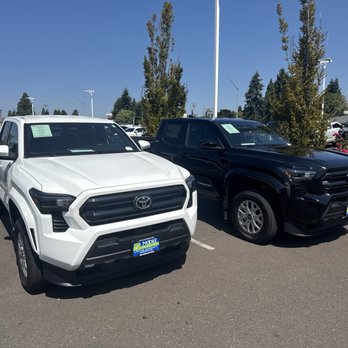 Royal Moore Toyota - Tacoma , Royal more . Lawrence. - Car Dealers Near Me - Hillsboro, Oregon Royal Moore Toyota - Tacoma , Royal more . Lawrence. - Car Dealers Near Me - Hillsboro, Oregon