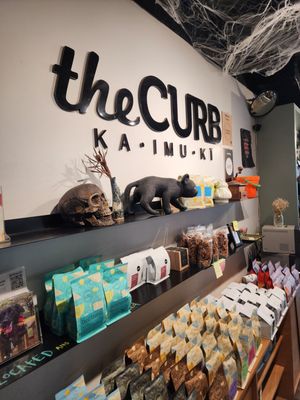 The Curb Kaimuki by null