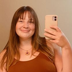 Ultima Bellezza Salon - The first time I trusted a stylist to cut beautiful bangs!