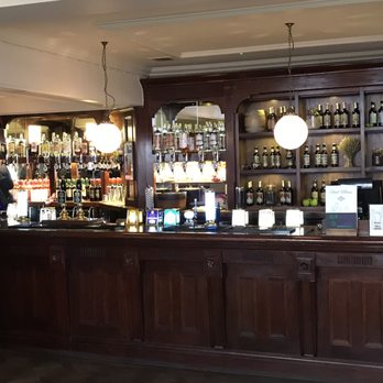 The Chandos - Nice bar area - Pubs Near Me - London, XGL The Chandos - Nice bar area - Pubs Near Me - London, XGL