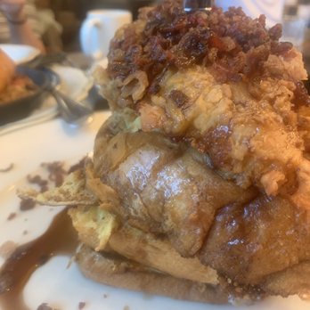 Maison Pickle - Fried Chicken N Toast Brunch - Cocktail Bars Near Me - New York, New York