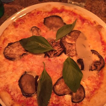 ZeroZero - Parmigiano pizza - Pizza Near Me - Lisbon, 11 ZeroZero - Parmigiano pizza - Pizza Near Me - Lisbon, 11