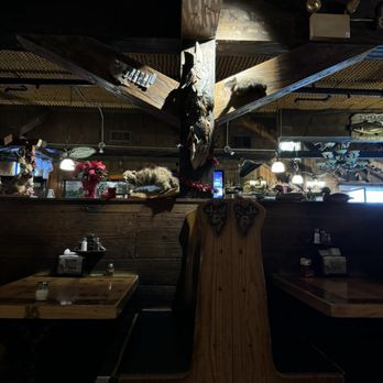 Bill's Pizza & Pub - Inside - Pizza Near Me - Mundelein, Illinois Bill's Pizza & Pub - Inside - Pizza Near Me - Mundelein, Illinois