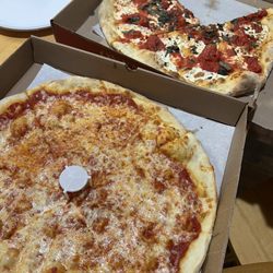 Joe Cristiano's Pizza - Cheese pizza and margarita pizza