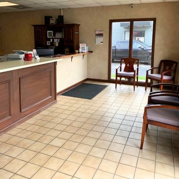 Integrity Title Pawn - Gainesville - Interior Lobby - Title Loans Near Me - Gainesville, Georgia Integrity Title Pawn - Gainesville - Interior Lobby - Title Loans Near Me - Gainesville, Georgia