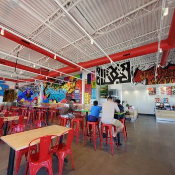 Dave's Hot Chicken - Chicken Shop Near Me - Sparks, Nevada
