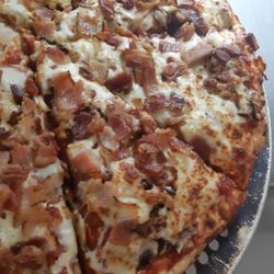 Bravo - Pizza peperoni, bacon, champignon! Wow!!!!