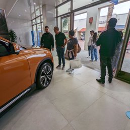 Awesome cars and very helpful reps Awesome cars and very helpful reps