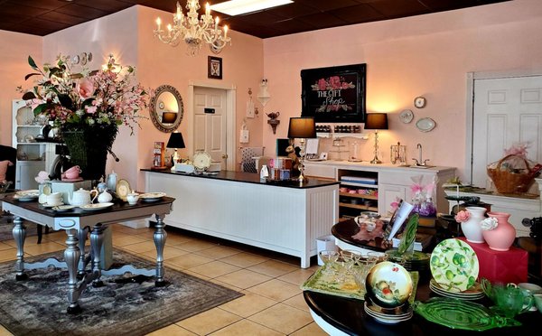 THE HIDDEN TEA ROOM - Updated May 2024 - 252 Photos & 97 Reviews - 310 ...