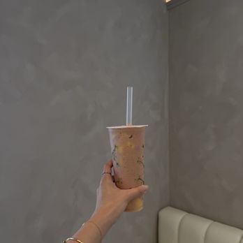 TP Tea - strawberry blended milk tea w pudding 0% sugar - Bubble Tea Near Me - Arcadia, California TP Tea - strawberry blended milk tea w pudding 0% sugar - Bubble Tea Near Me - Arcadia, California