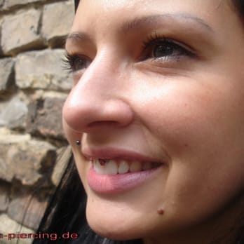 Brust oder Keule - Piercing Near Me - Berlin, BE