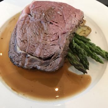 360 Restaurant - Prime Rib medium - Canadian (New) Near Me - Toronto, Ontario