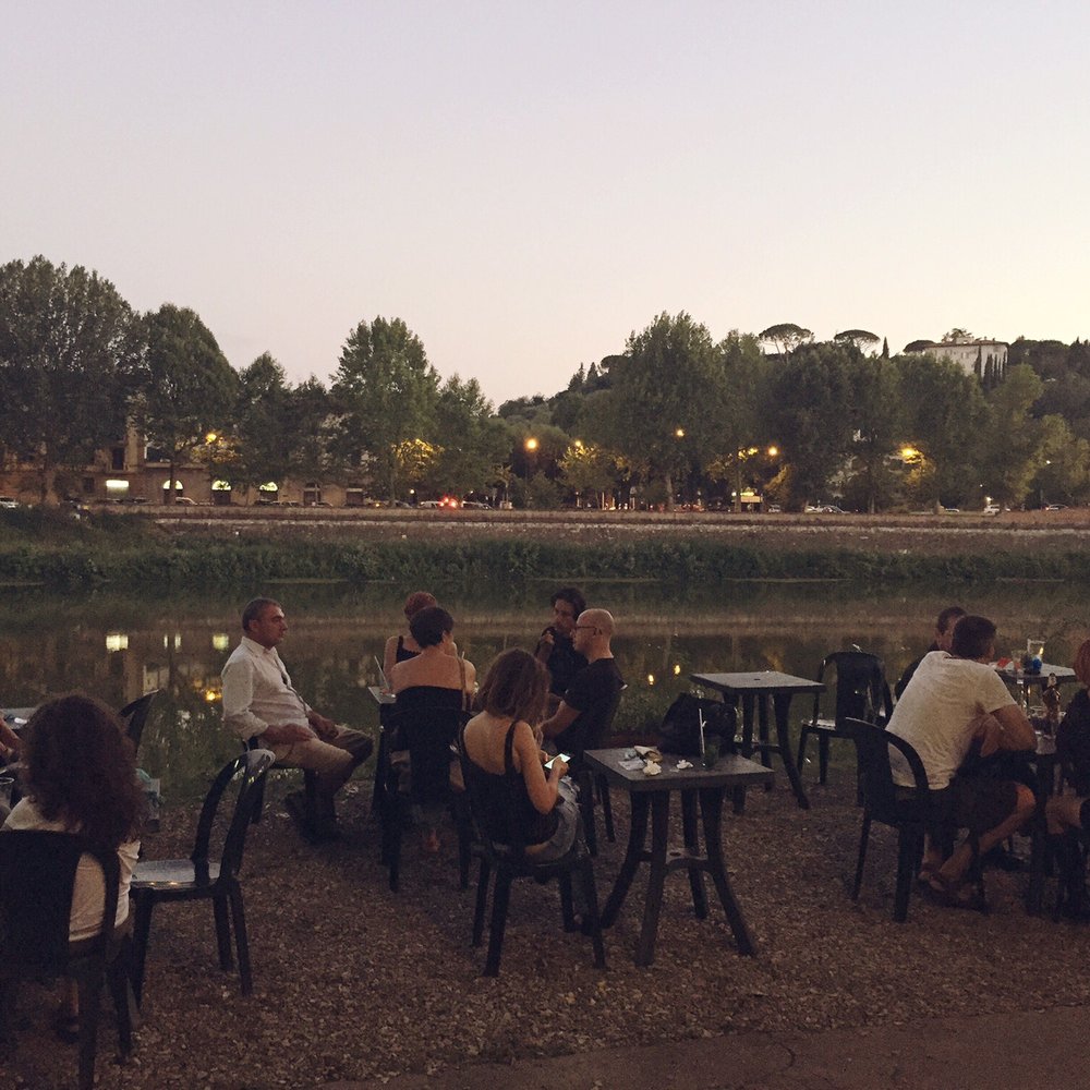 Chiosco il Tempio - Drinks on the arno - Cocktail Bars Near Me - Florence, FI