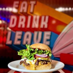 Ed Debevic's - Kiss My Heinz Burger!