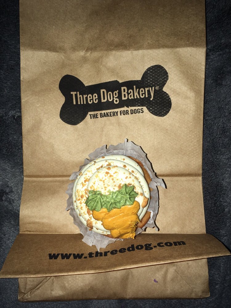 Three Dog Bakery 40 Photos & 40 Reviews Pet Stores 844 Broad Ripple Ave, Broad Ripple