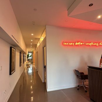 Luxbae - Hair Salons Near Me - West Hollywood, California Luxbae - Hair Salons Near Me - West Hollywood, California