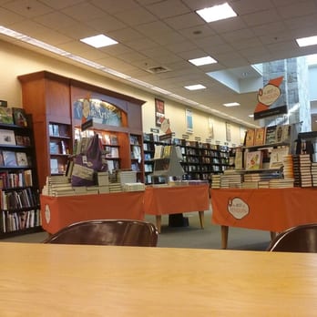 Barnes & Noble - Bookstores Near Me - Oak Brook, Illinois Barnes & Noble - Bookstores Near Me - Oak Brook, Illinois