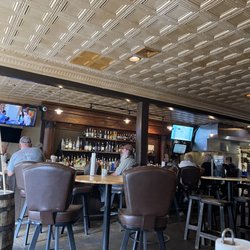 Ludington Pub - Bar