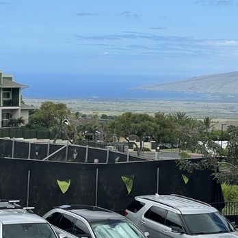 Mahalo Aleworks - Pic from the upper deck - Brewpubs Near Me - Makawao, Hawaii Mahalo Aleworks - Pic from the upper deck - Brewpubs Near Me - Makawao, Hawaii