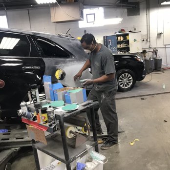 West-Hill CARSTAR Auto Body - Auto body technician Antwan hard at work - Body Shops Near Me - Hillside, Illinois West-Hill CARSTAR Auto Body - Auto body technician Antwan hard at work - Body Shops Near Me - Hillside, Illinois