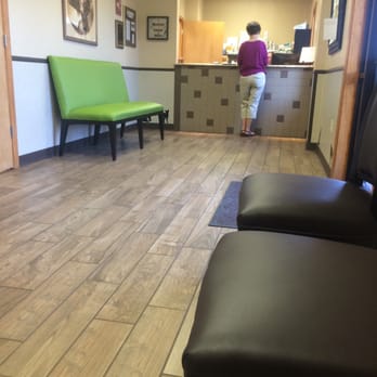 Goodwin Animal Clinic - Check in area - Veterinarians Near Me - El Dorado, Arkansas Goodwin Animal Clinic - Check in area - Veterinarians Near Me - El Dorado, Arkansas
