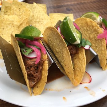 Zak's Cantina - Assiette de tacos mais - Mexican Near Me - Ottawa, Ontario Zak's Cantina - Assiette de tacos mais - Mexican Near Me - Ottawa, Ontario