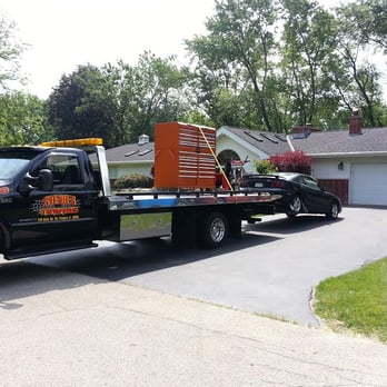 Stevies Towing - Towing Near Me - Mount Prospect, Illinois