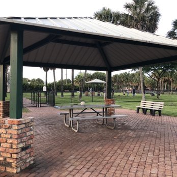 Happy Tails Dog Park - Dog Parks Near Me - Plantation, Florida Happy Tails Dog Park - Dog Parks Near Me - Plantation, Florida