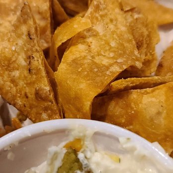 Beer Lab HI - Chips and dip - Breweries Near Me - Aiea, Hawaii