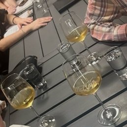 2017 Camping in Clouds Reserve White Wine - 91 Points And Gold Medal Winner 2017 Camping in Clouds Reserve White Wine - 91 Points And Gold Medal Winner