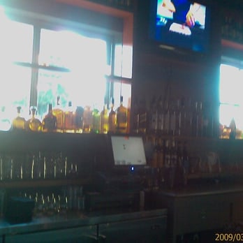 Huddy’s - Hudson House Bar (Bad picture, horrible lighting, because it was taken with a cell phone...but it is a full bar) - Gastropubs Near Me - Redondo Beach, California Huddy’s - Hudson House Bar (Bad picture, horrible lighting, because it was taken with a cell phone...but it is a full bar) - Gastropubs Near Me - Redondo Beach, California