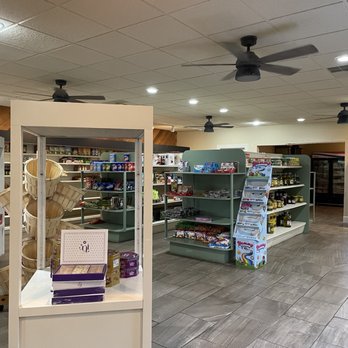 Tiba Grill - Clean and orderly store - Mediterranean Near Me - Tyler, Texas