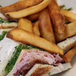 Lake Oswego Ice Creamery & Restaurant - Club