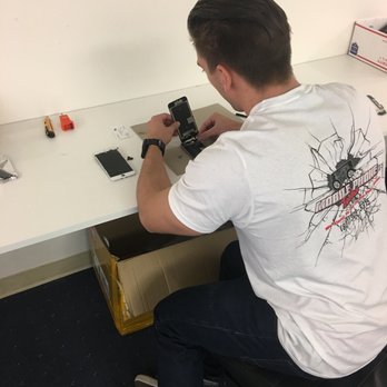 Mobile Phone Techs - Mobile Phone Repair Near Me - Temecula, California