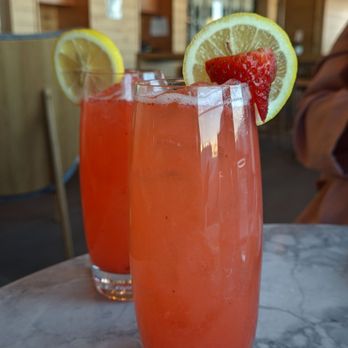 Knoop - Sparkling Strawberry Drinks - German Near Me - Grand Rapids, Michigan Knoop - Sparkling Strawberry Drinks - German Near Me - Grand Rapids, Michigan