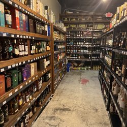 The Dram House Liquor & Lounge