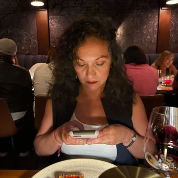 Verse - Yo en accion. - Seafood Near Me - Toluca Lake, California